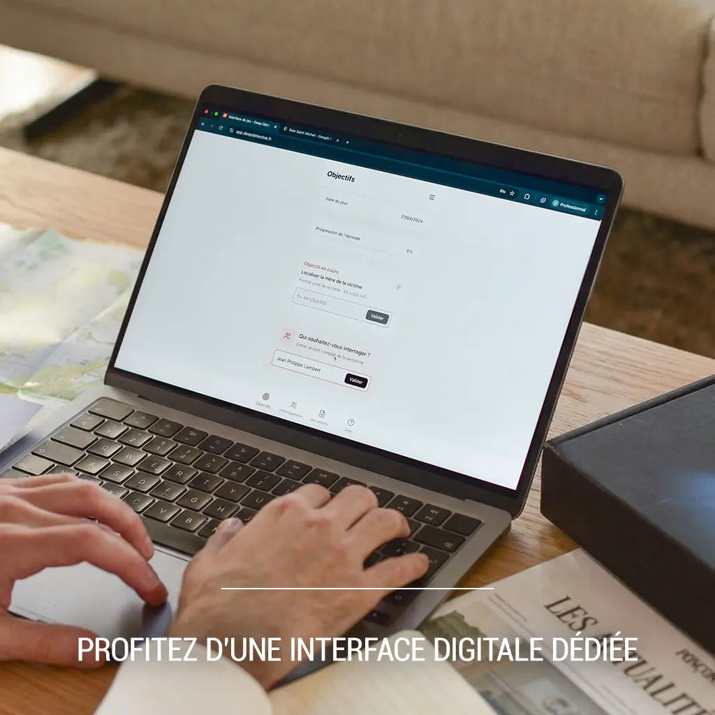 Un joueur accède à l'interface dédiée de Deep Detective pour résoudre l'enquête immersive Les Secrets du Lac. Il complète une liste d'objectifs pour avancer dans le jeu.